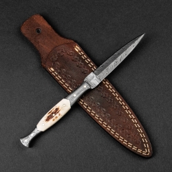 Hunting knife