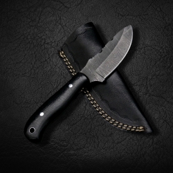 Hunting knife