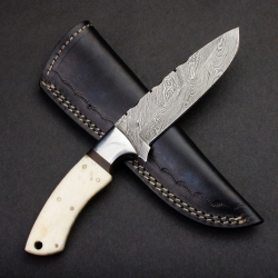 Hunting knife